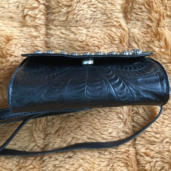 American West Crossbody Black Bag - Picture 3 of 6